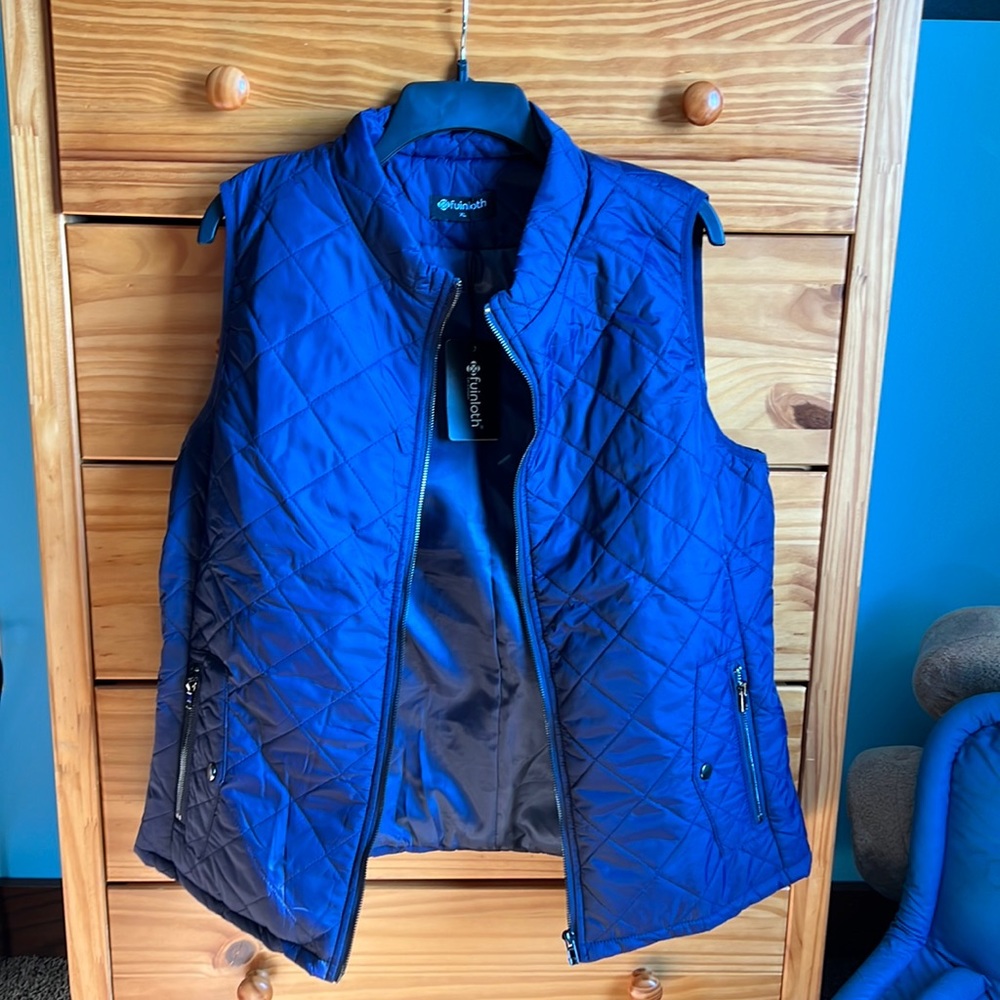 Navy XL vest